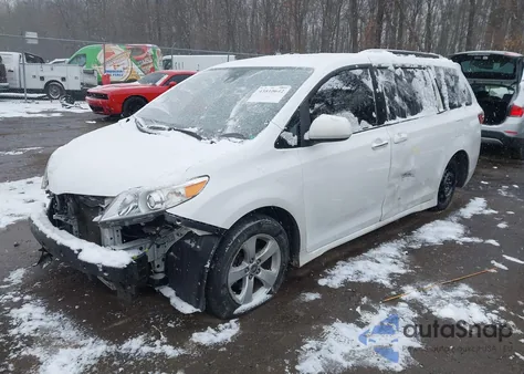 2020 Toyota Sienna Le из США, поврежденный, VIN 5TDKZ3DC0LS059264